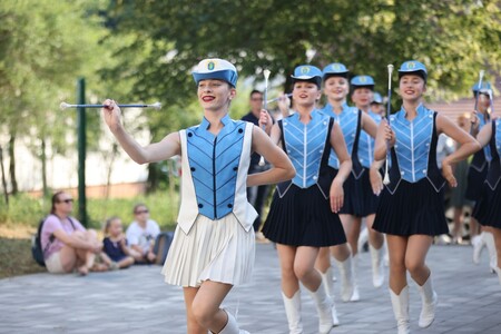 Praznik Mirna 2025 - Trebanjske mazorete, foto Studio PraprotKa (1)